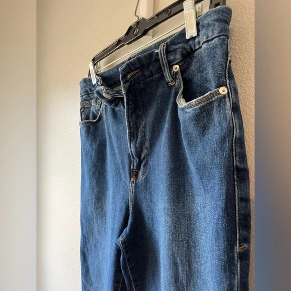 Good American High Rise Blue Jeans - Picture 2 of 9